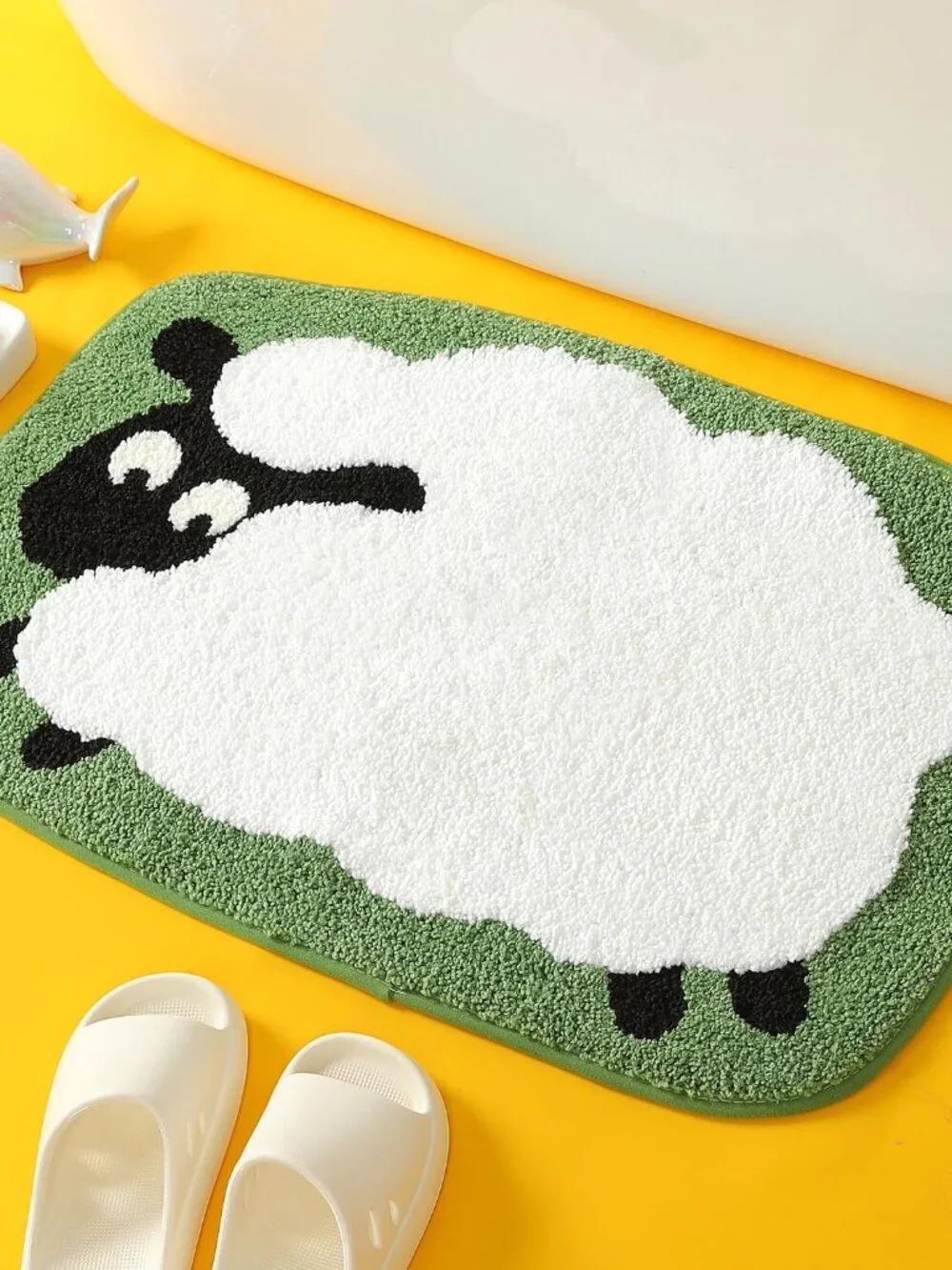 Cute Sheep Bath Rug, Bathroom Mat Non-Slip Soft Shower Rug Funny Plush Microfibe